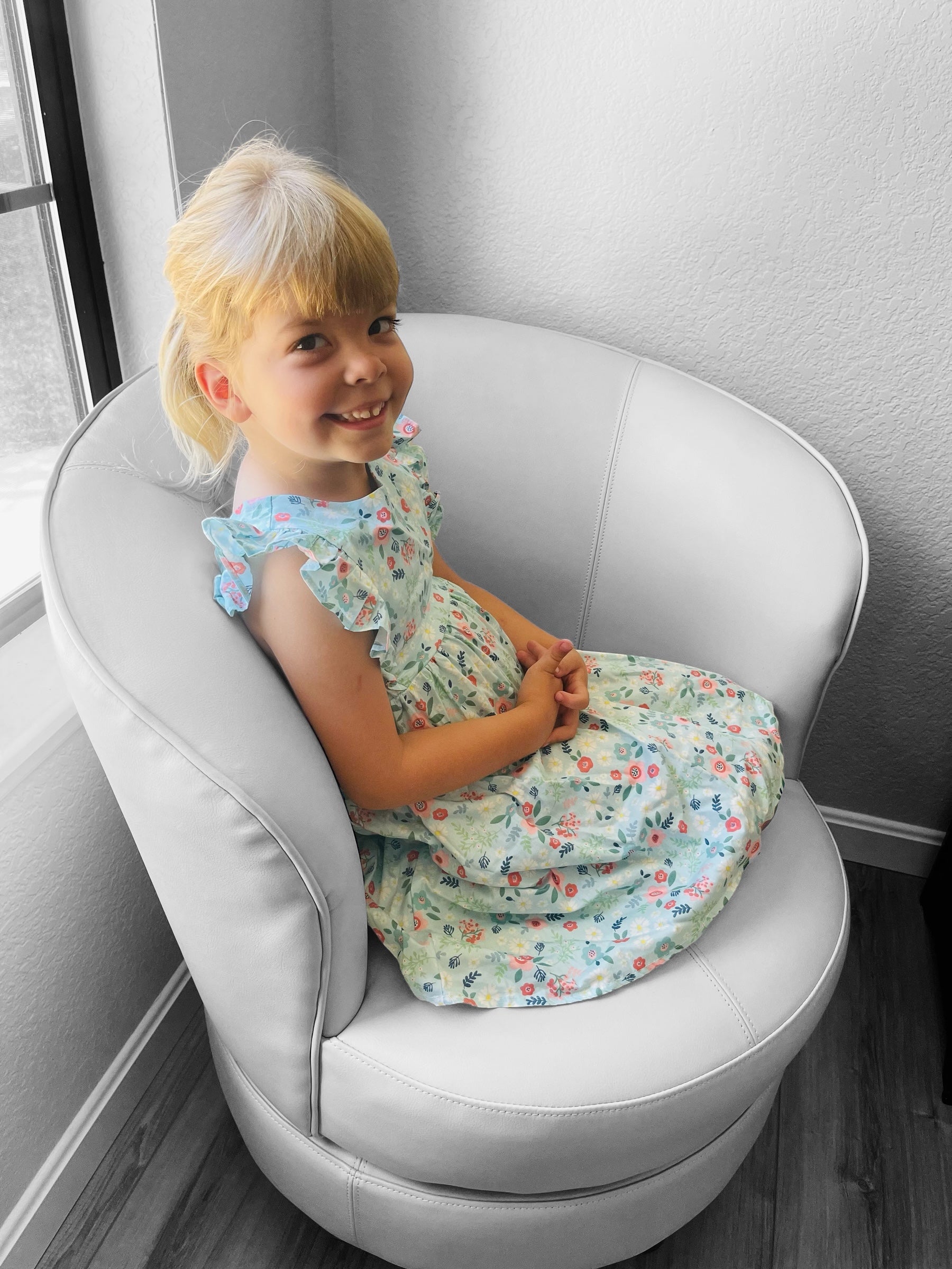 L.W. Clothing Company Blue Floral Girls Dress with Ruffle Sleeves and L.W. Clothing Company Blue Floral Girls Dress with Ruffle Sleeves and